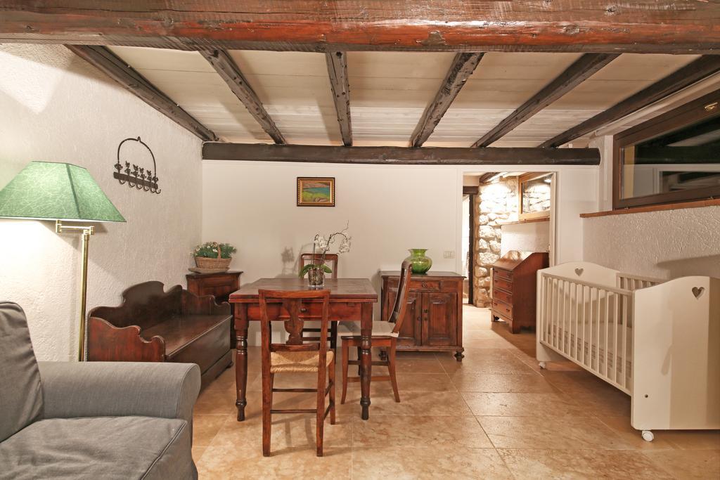 Villa Dei Rosmarini Toscolano Maderno Kültér fotó